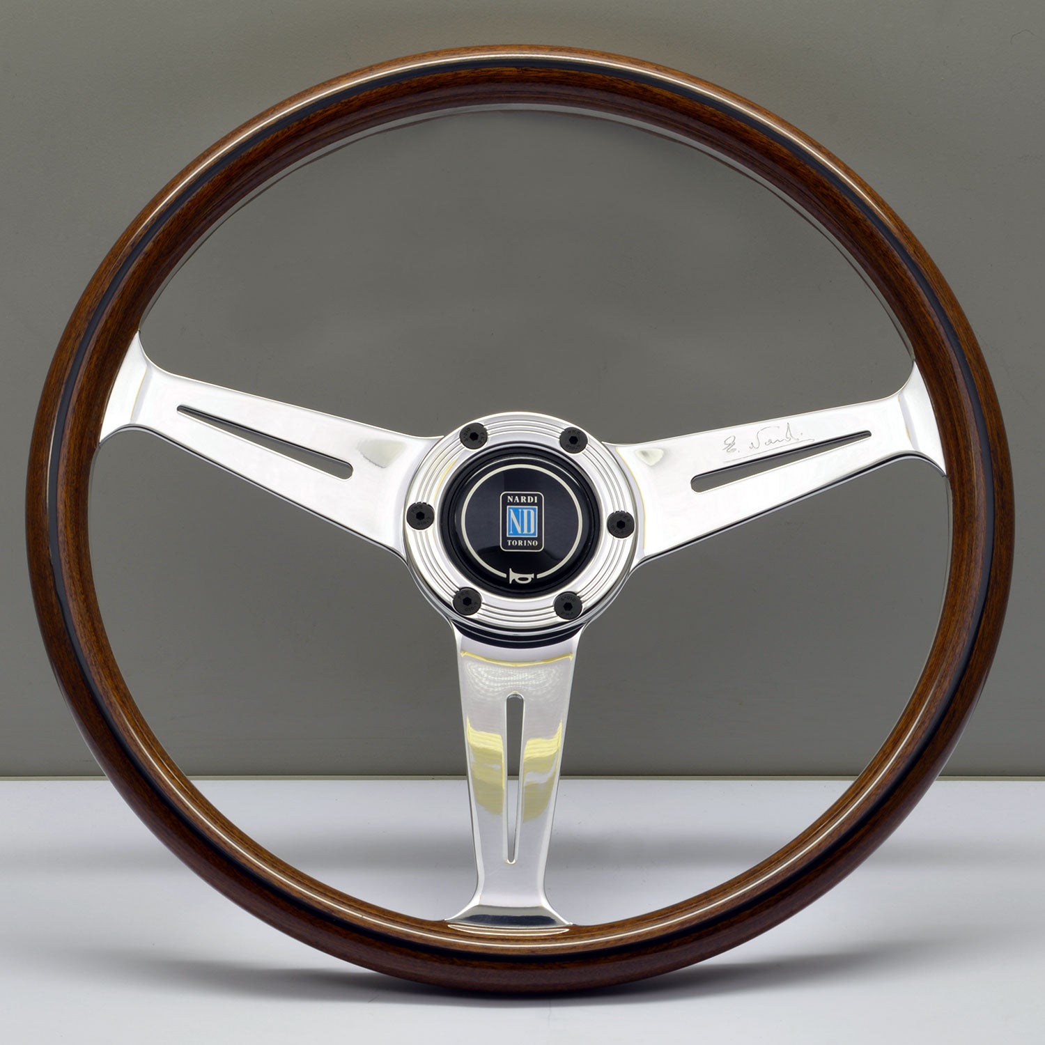 Nardi Classic ND36 Lenkrad, Holz, Chrome Speichen, 40 mm Schüsselung (Großer Hub) - The Performance Shop | Your #1 Source for Performance Parts