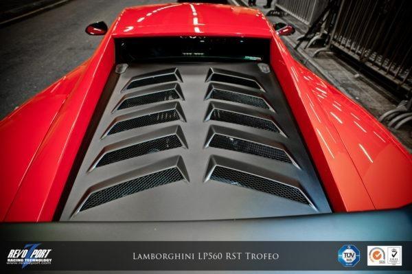 RevoZport Carbon Motorabdeckung für Lamborghini Huracan LP560-"RST" Super-Trofeo-Style