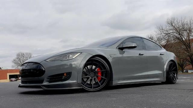 RevoZport Carbon Bodykit for Tesla Model S Pre-Facelift "R-Zentric" Stage 2 Aerokit Widebody