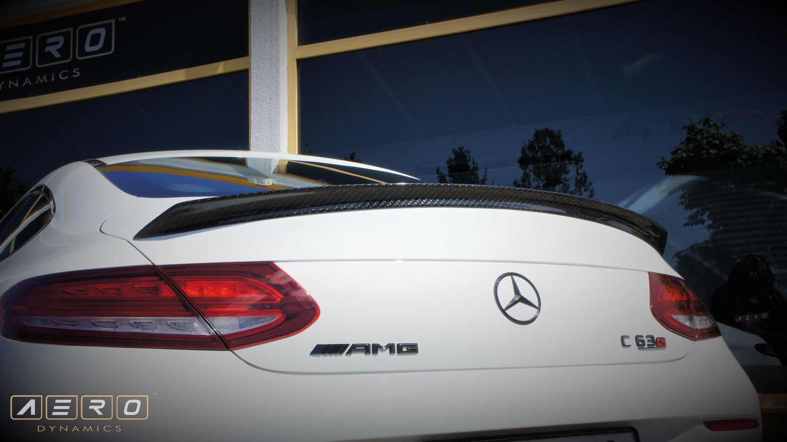 AERO Dynamics Spoiler für Mercedes Benz C-Klasse C205 C63 AMG|C63S AMG Leinen Carbon glänzend - The Performance Shop | Your #1 Source for Performance Parts