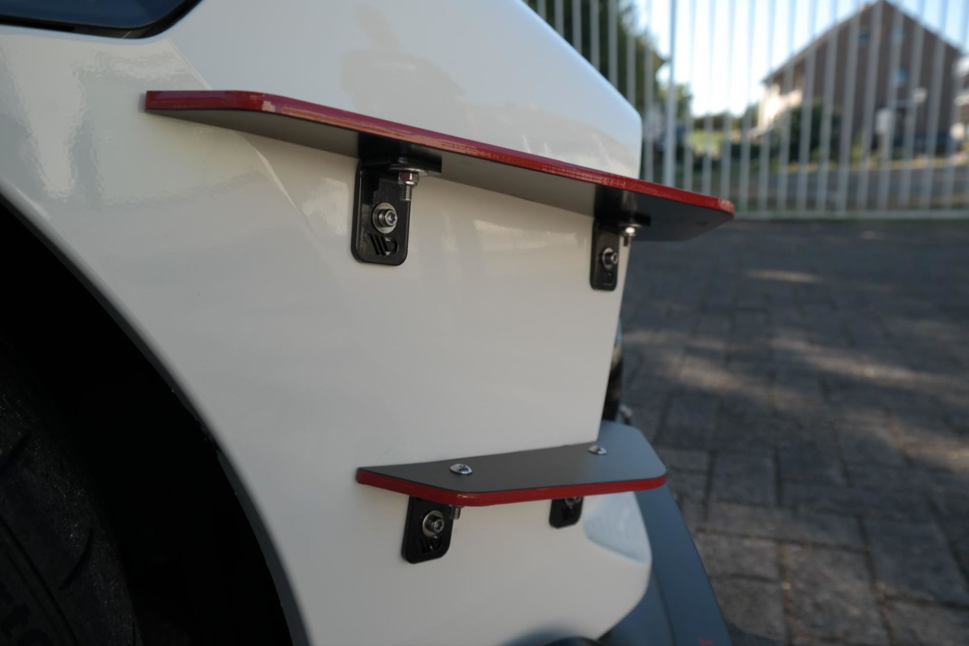 Maxton Design Racing-Canards für Honda Civic FK8 Type-R schwarz unbearbeitet - The Performance Shop | Your #1 Source for Performance Parts