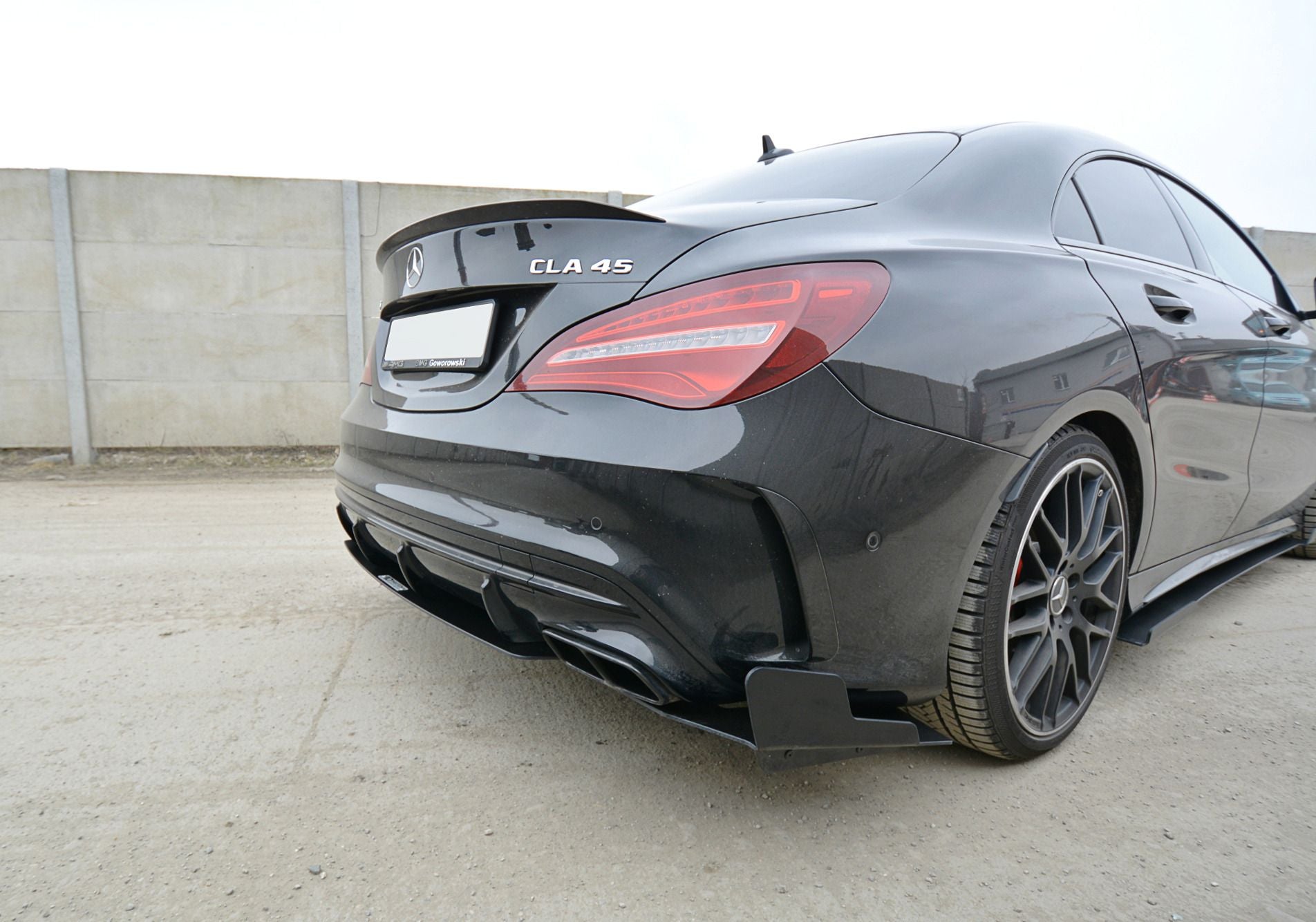 Maxton Design Racing-Diffusor-Erweiterungen für Mercedes CLA-Klasse C117 CLA45 AMG|A45 AMG Facelift schwarz unbearbeitet - The Performance Shop | Your #1 Source for Performance Parts